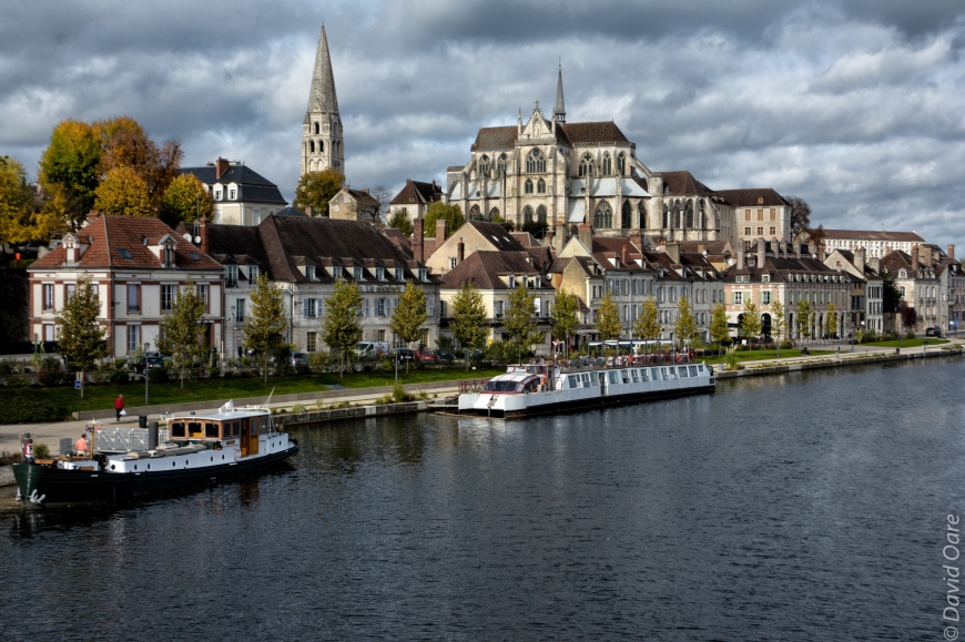 Auxerre at the end of the 2015 cruising season.